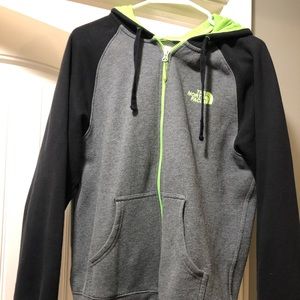 Men’s North Face hoodie size Medium